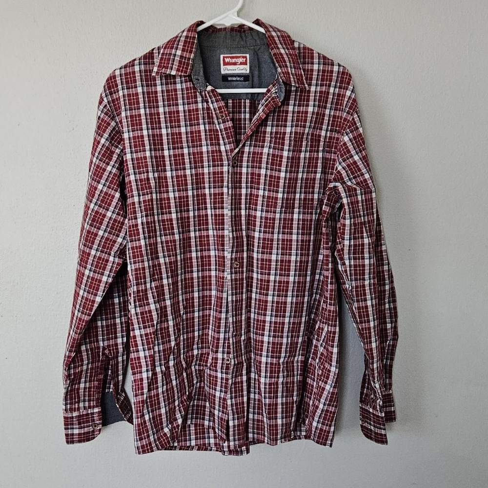 Wrangler Button-Up Shirt